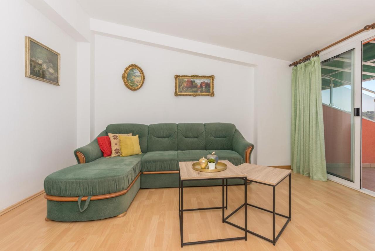 Apartments Zoka Makarska Zewnętrze zdjęcie